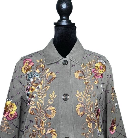 LOGO Button Down Floral Embroidered Shirt XXS - Picture 2 of 8
